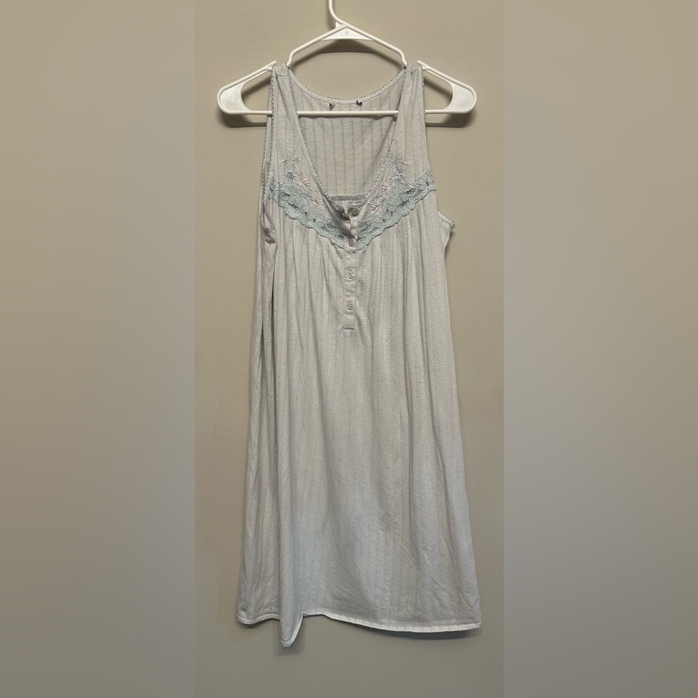 Vintage Style Lace Trim Nightgown - Gray Medium